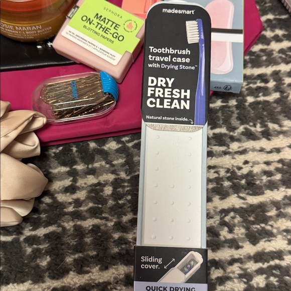 Desigual Fuchsia and Black Tote Bag filled with goodies - Picture 11 of 12